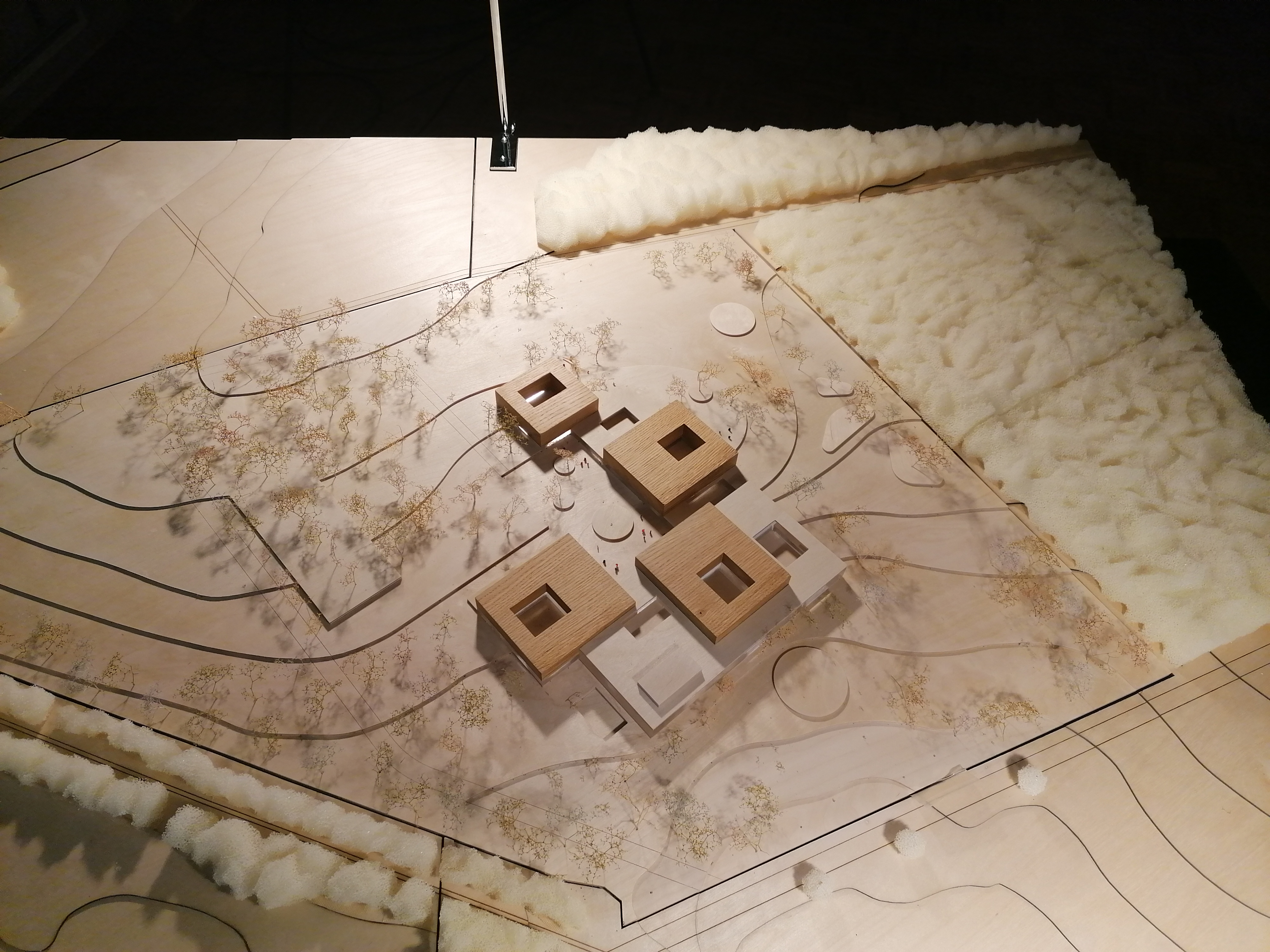 Miniatur-Modell vom neuen Klinikum. 