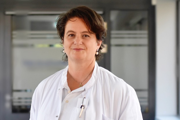 Porträtfoto von Carmen López Herrero.