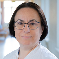 Porträtfoto von Zeliha Vural.